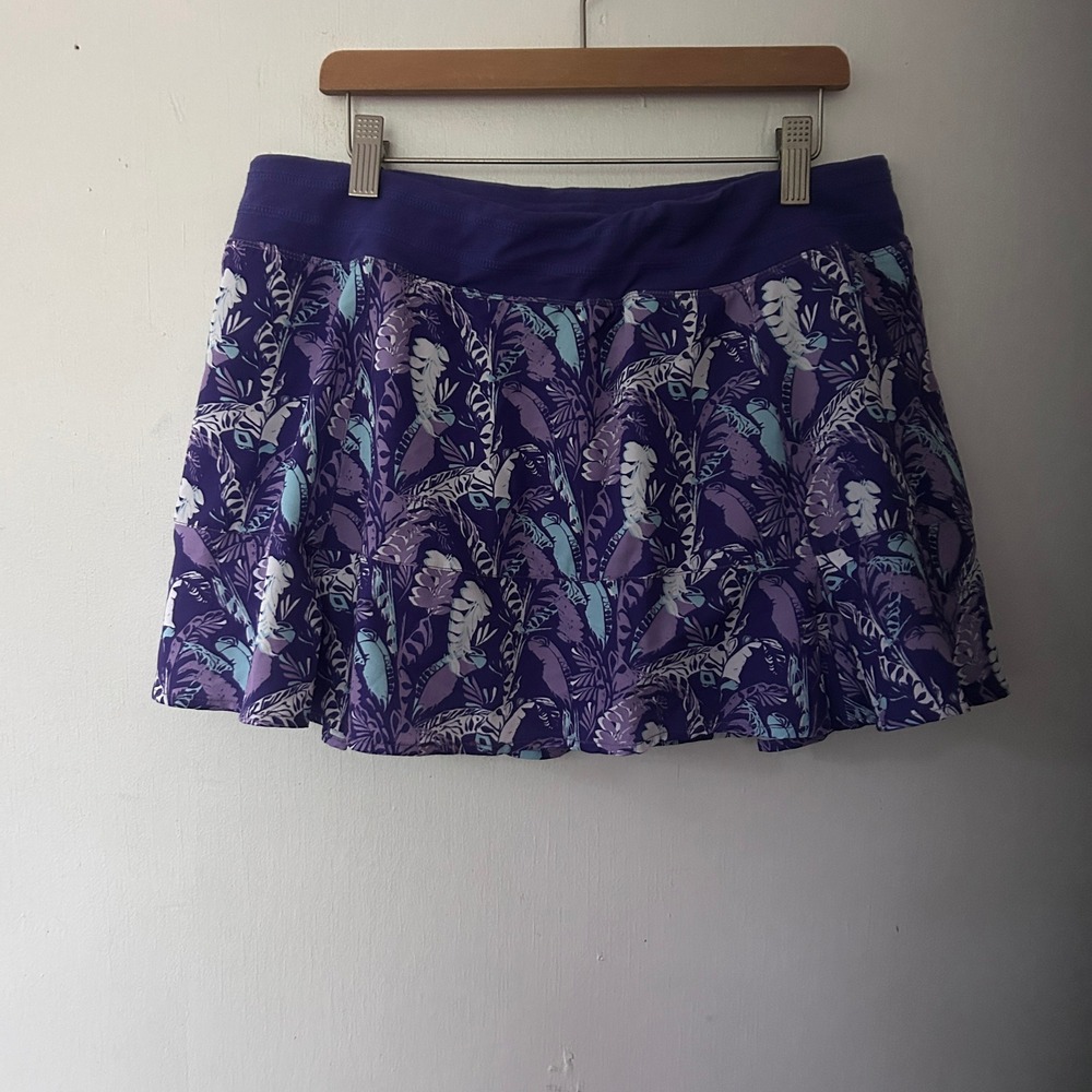 Tasc Performance Purple Tropical Leaf Print Skort Medium Tennis Golf Pickleball